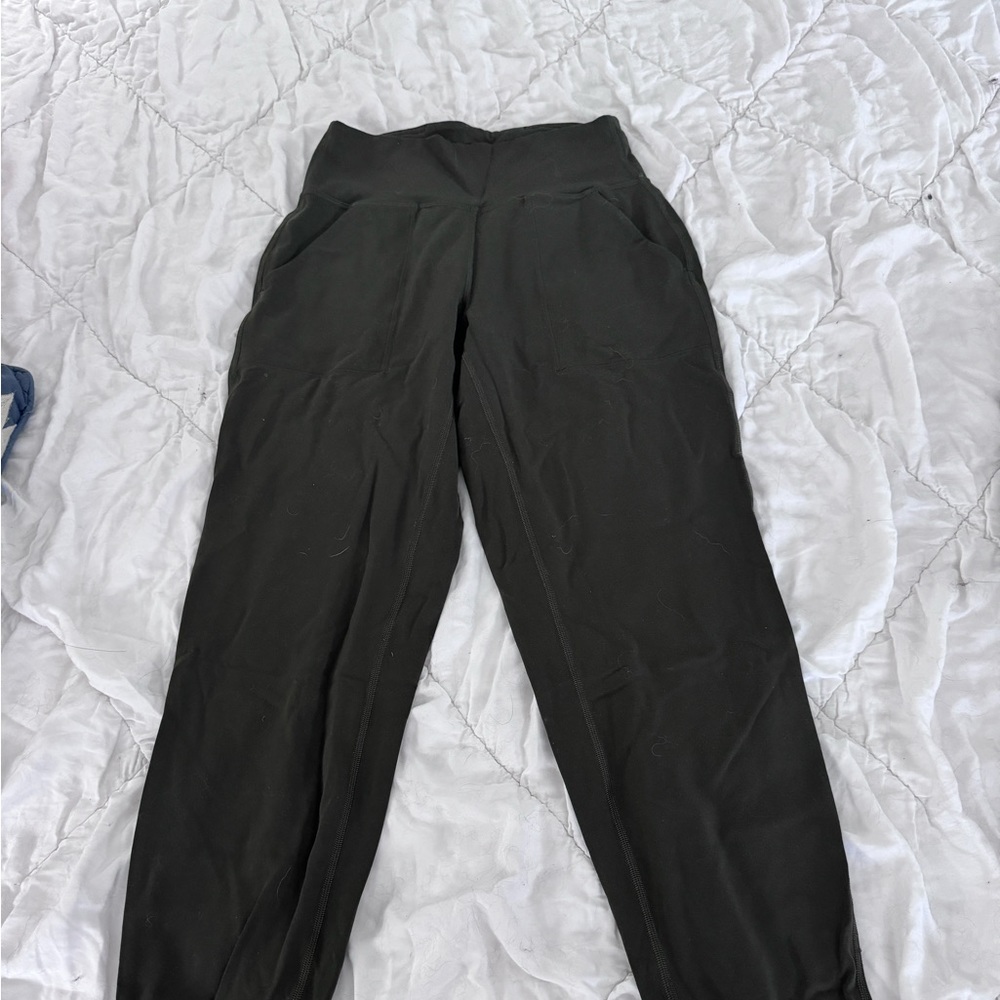 Lululemon joggers